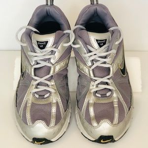 Women's Silver Gray W/ Black Accents Nike Dart VI Running/Walking Shoe Size 7.5